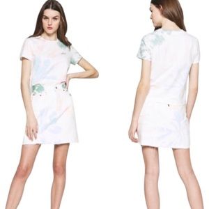 Levi’s Premium White Pastel Tie Dye Denim Hi Rise Mini Skirt Raw Hem